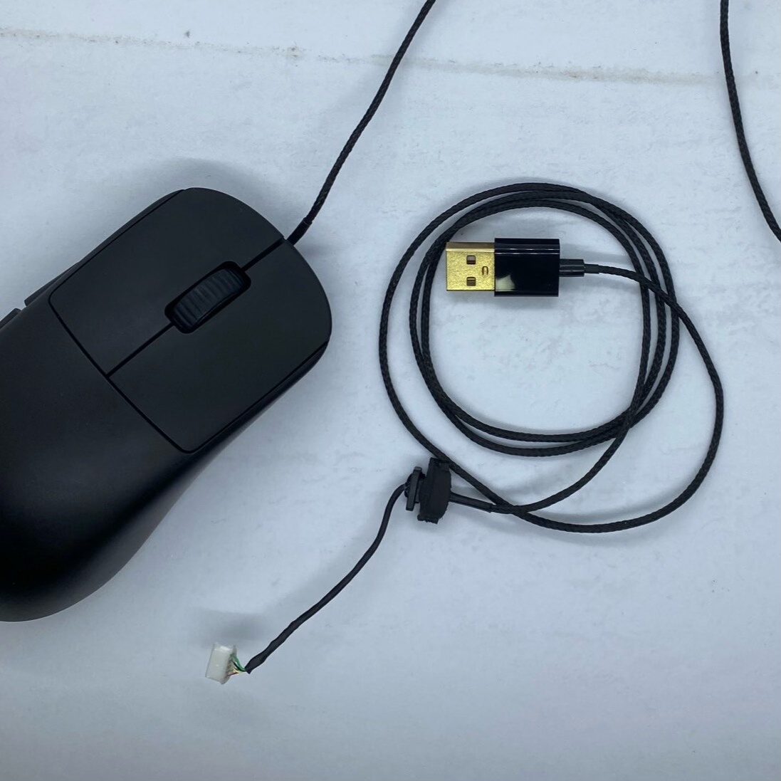 Fps Gaming Mouse - เอนด์เกม เกียร์ OP1 8K V2 สายเมาส์อัพเกรดน้ำหนักเบาป้องกันการรบกวนสายถัก